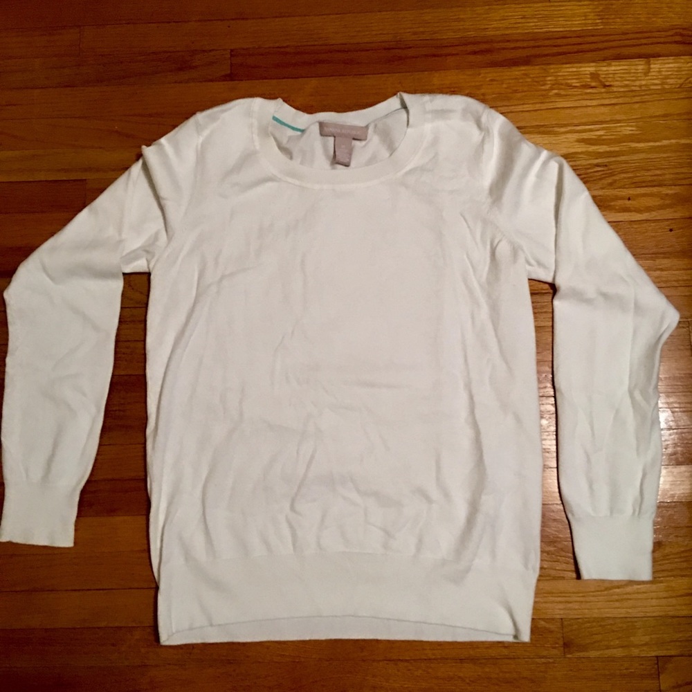 Banana Republic super soft, white crew sweater.